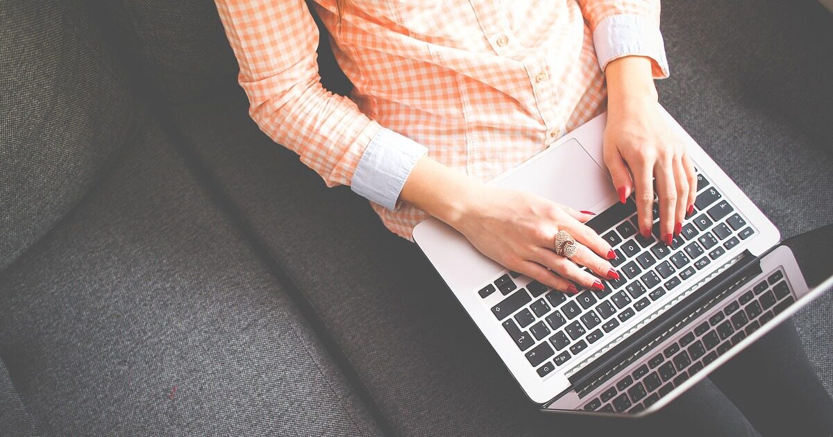 12 Things Every High-Authority Blog Looks for in a Pitch (2026)